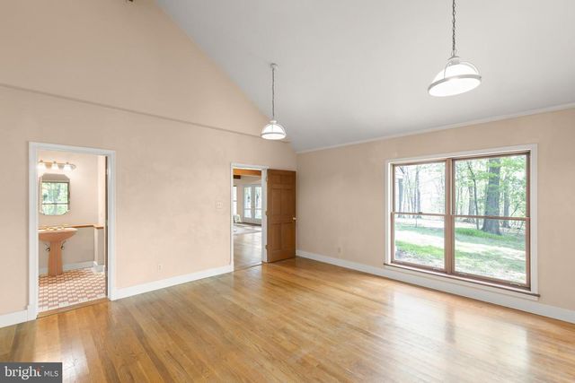 221 SETTLERS LN, Stephenson, VA 22656