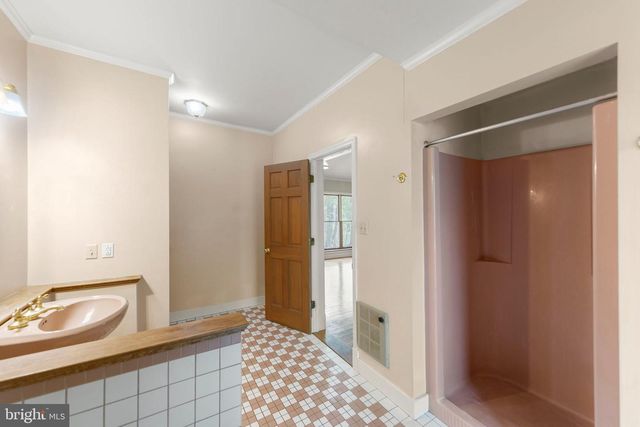 221 SETTLERS LN, Stephenson, VA 22656