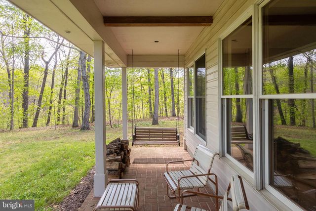 221 SETTLERS LN, Stephenson, VA 22656
