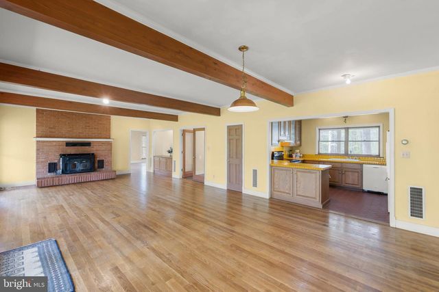 221 SETTLERS LN, Stephenson, VA 22656