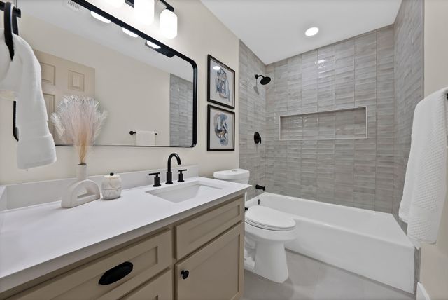 929 Thistle Ridge Lane, Arlington, TX 76017