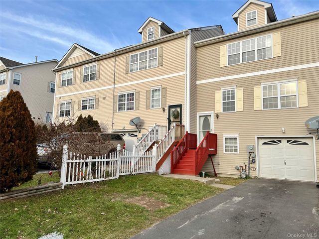 23 Peach Place, Middletown, NY 10940