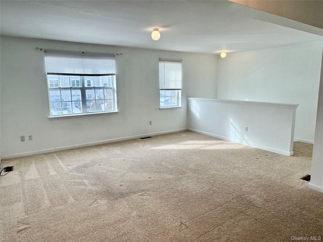 23 Peach Place, Middletown, NY 10940