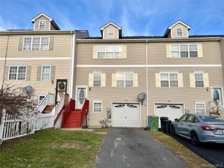 23 Peach Place, Middletown, NY 10940