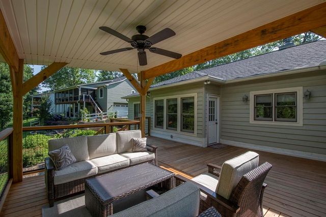 53 Windjammer Court, Hiawassee, GA 30546