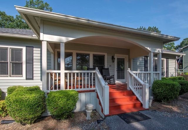 53 Windjammer Court, Hiawassee, GA 30546