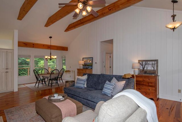 53 Windjammer Court, Hiawassee, GA 30546
