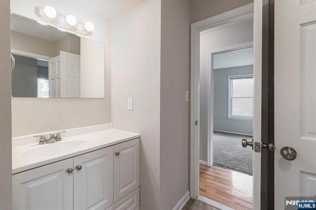 18 Dogwood Place, Swedesboro, NJ 08085