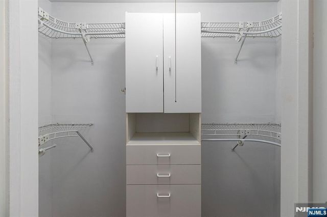 18 Dogwood Place, Swedesboro, NJ 08085