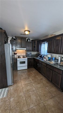 239 E 110th Street, Los Angeles, CA 90061