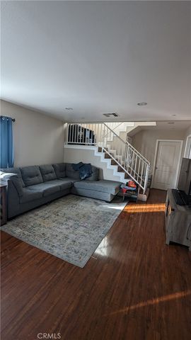 239 E 110th Street, Los Angeles, CA 90061