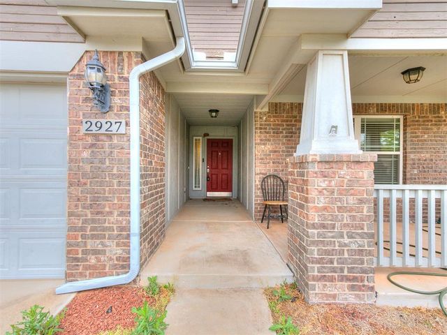 2927 Trailwood Drive, Norman, OK 73069