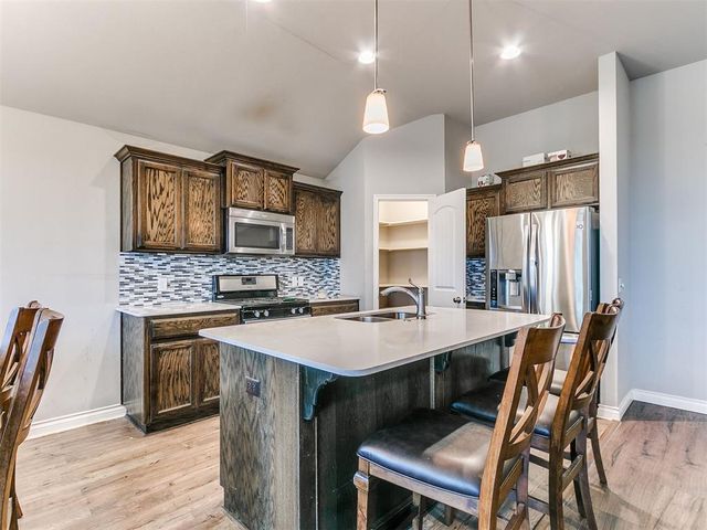 2927 Trailwood Drive, Norman, OK 73069