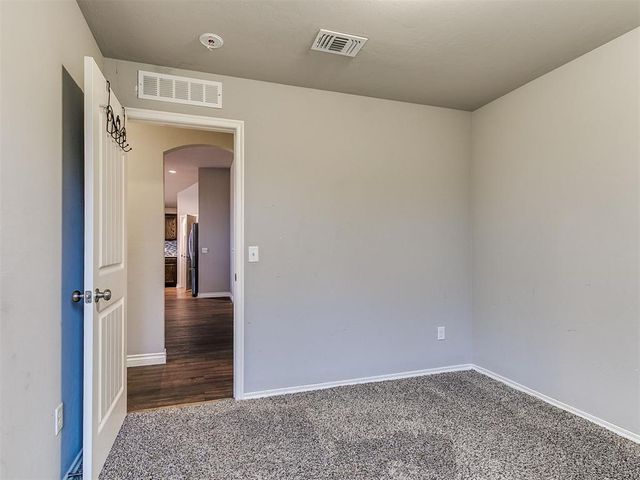 2927 Trailwood Drive, Norman, OK 73069