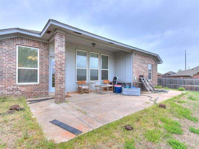 2927 Trailwood Drive, Norman, OK 73069