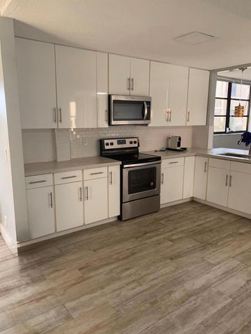 6475 W Oakland Park Blvd 401, Lauderhill, FL 33313