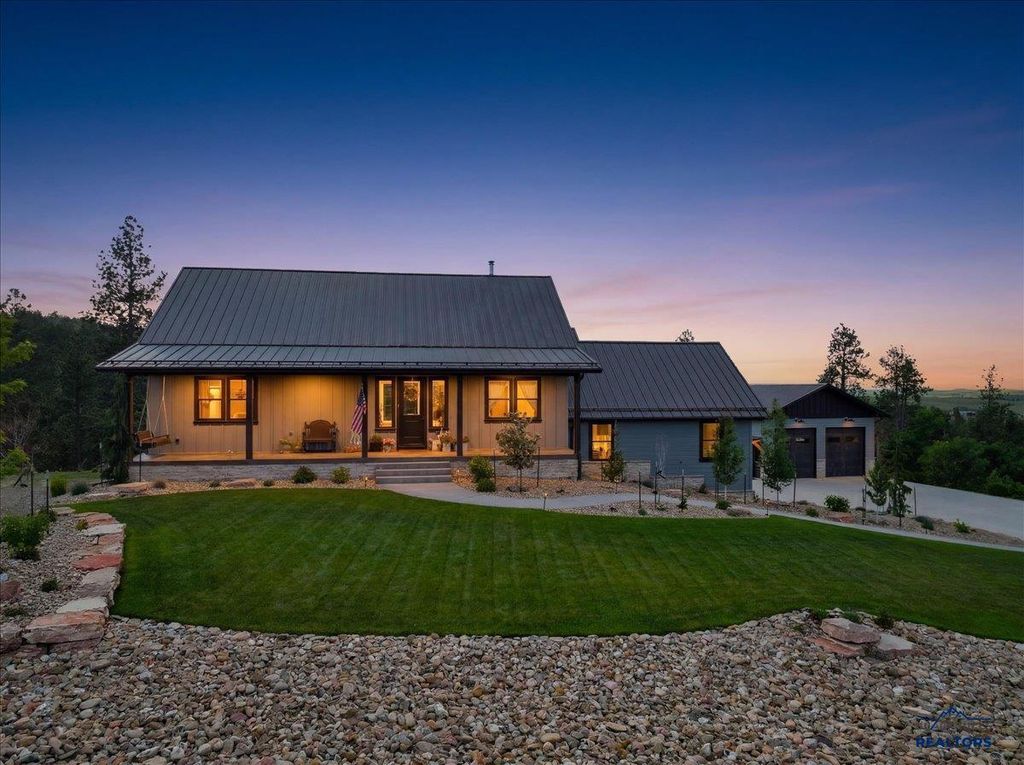 11972 NIOBRARA DR, Whitewood, SD 57793