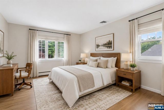 380 Howard Street, Twp Of Washington, NJ 07676