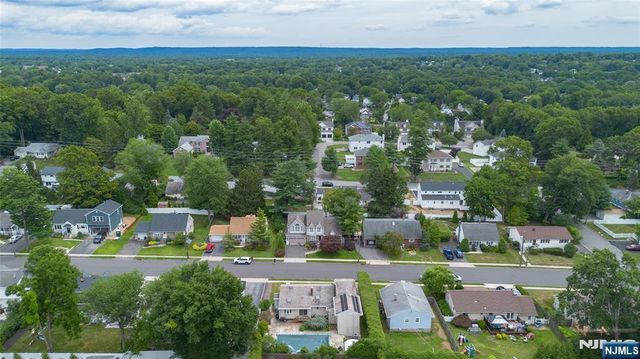 380 Howard Street, Twp Of Washington, NJ 07676