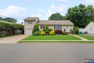 380 Howard Street, Twp Of Washington, NJ 07676