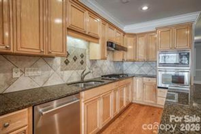 439 Ohenry Avenue, Davidson, NC 28036