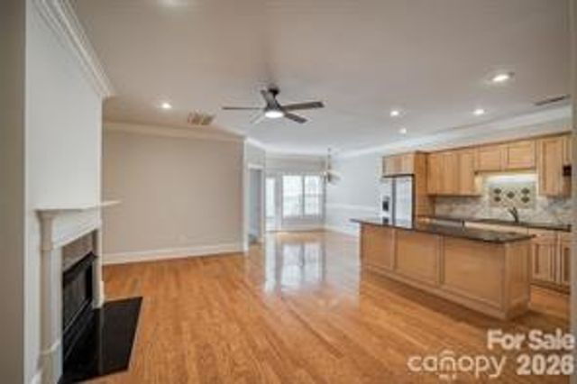 439 Ohenry Avenue, Davidson, NC 28036