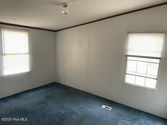 559 Halls Creek Road, New Bern, NC 28560