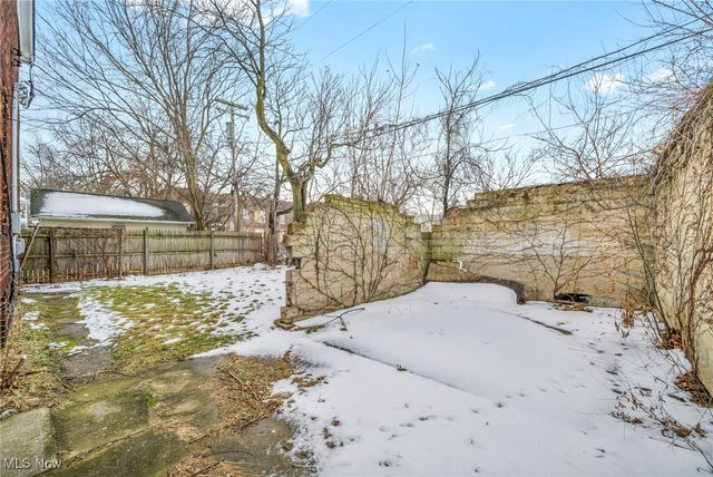 1030 Wheelock Road 1, Cleveland, OH 44103