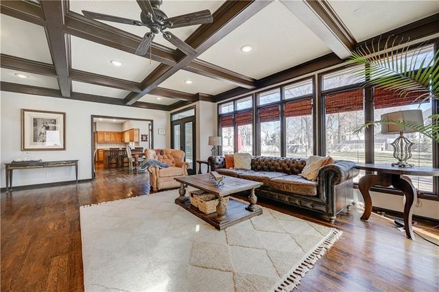 12905 Delmar Street, Leawood, KS 66209