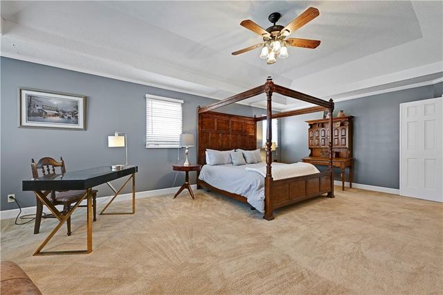 12905 Delmar Street, Leawood, KS 66209