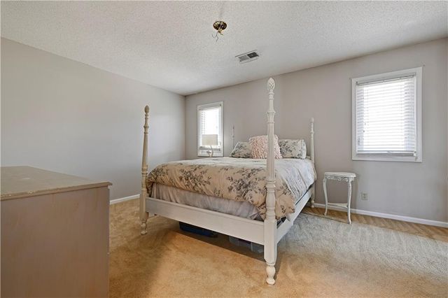 12905 Delmar Street, Leawood, KS 66209