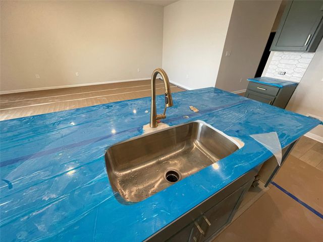 614 Palo Brea LOOP, Hutto, TX 78634