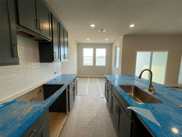 614 Palo Brea LOOP, Hutto, TX 78634
