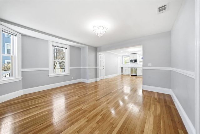 29 Hanson St 1, Somerville, MA 02143