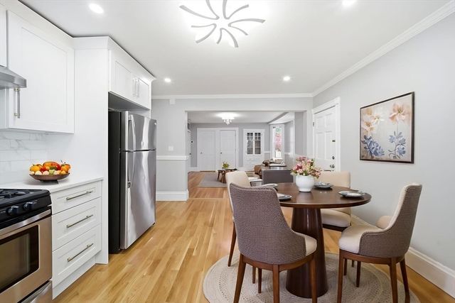 29 Hanson St 1, Somerville, MA 02143