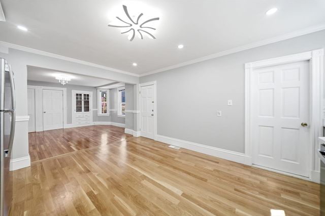 29 Hanson St 1, Somerville, MA 02143