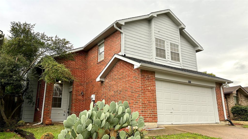 5307 Waterford Drive, Mesquite, TX 75150