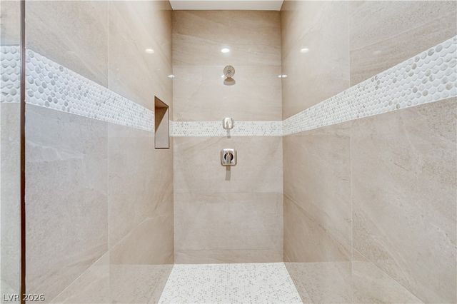 6511 Adrian Ridge Court, Las Vegas, NV 89149