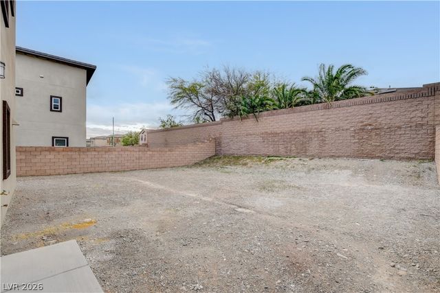 6511 Adrian Ridge Court, Las Vegas, NV 89149