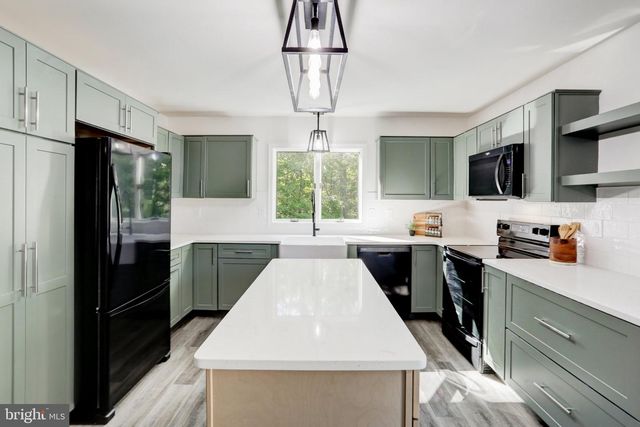 105 CURTIS DR, East Berlin, PA 17316