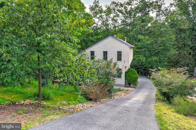105 CURTIS DR, East Berlin, PA 17316