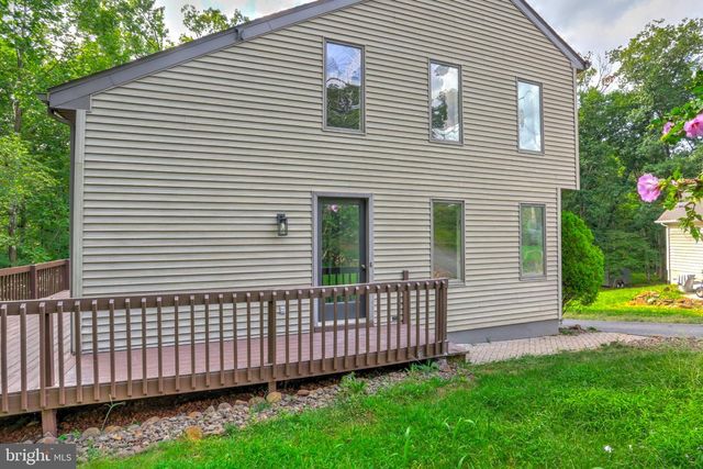 105 CURTIS DR, East Berlin, PA 17316