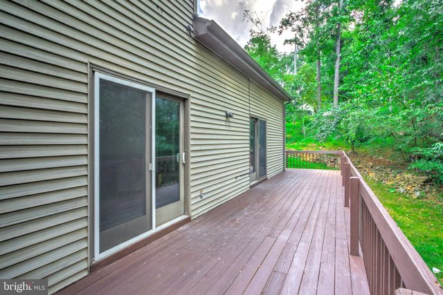 105 CURTIS DR, East Berlin, PA 17316