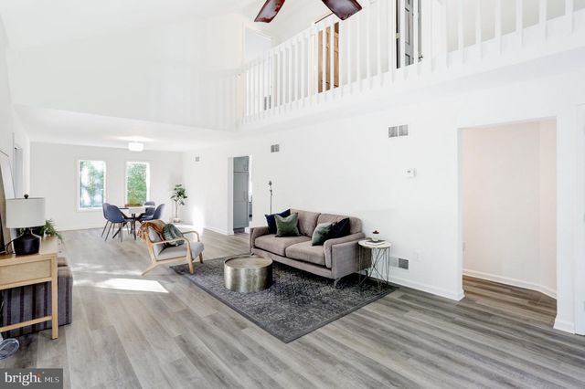 105 CURTIS DR, East Berlin, PA 17316