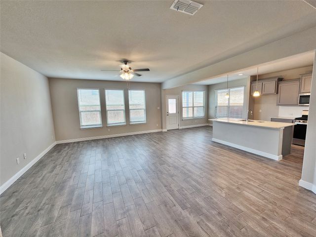 816 Wilmott Terrace, Fort Worth, TX 76247