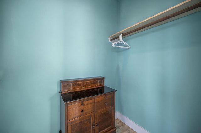 1042 N Margaret Road, Gilchrist, TX 77617