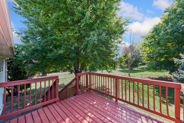356 Bluestem Avenue, Shakopee, MN 55379