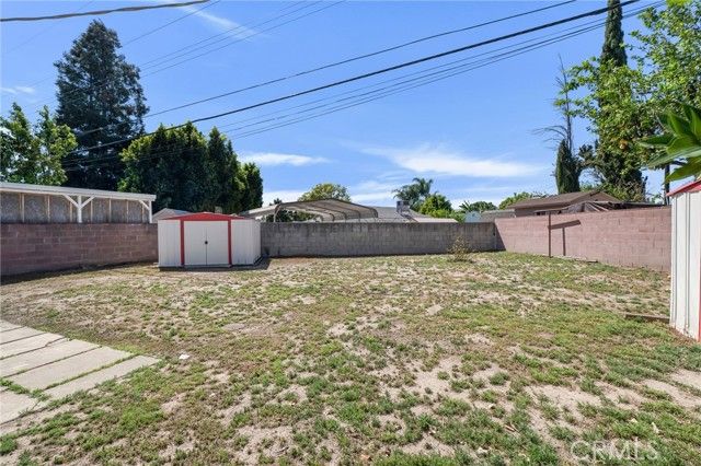 8207 Yarmouth, Reseda (los Angeles), CA 91335