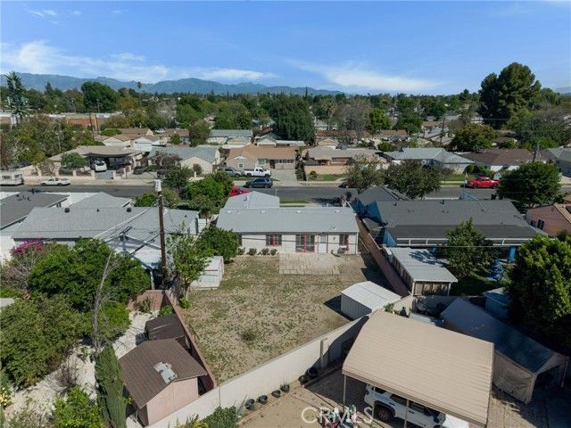 8207 Yarmouth, Reseda (los Angeles), CA 91335