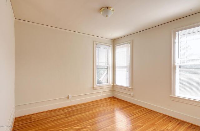 2120 Douglass Blvd, Louisville, KY 40205